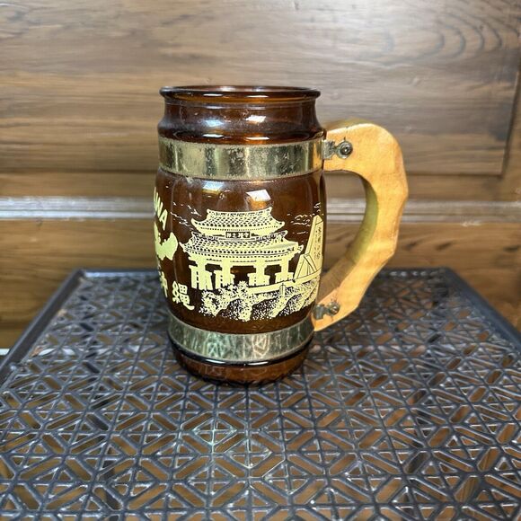 Vintage Siesta‎ Ware Brown Amber Glass Mug Japan’s Okinawa Theme Wooden Handles - Picture 3 of 7